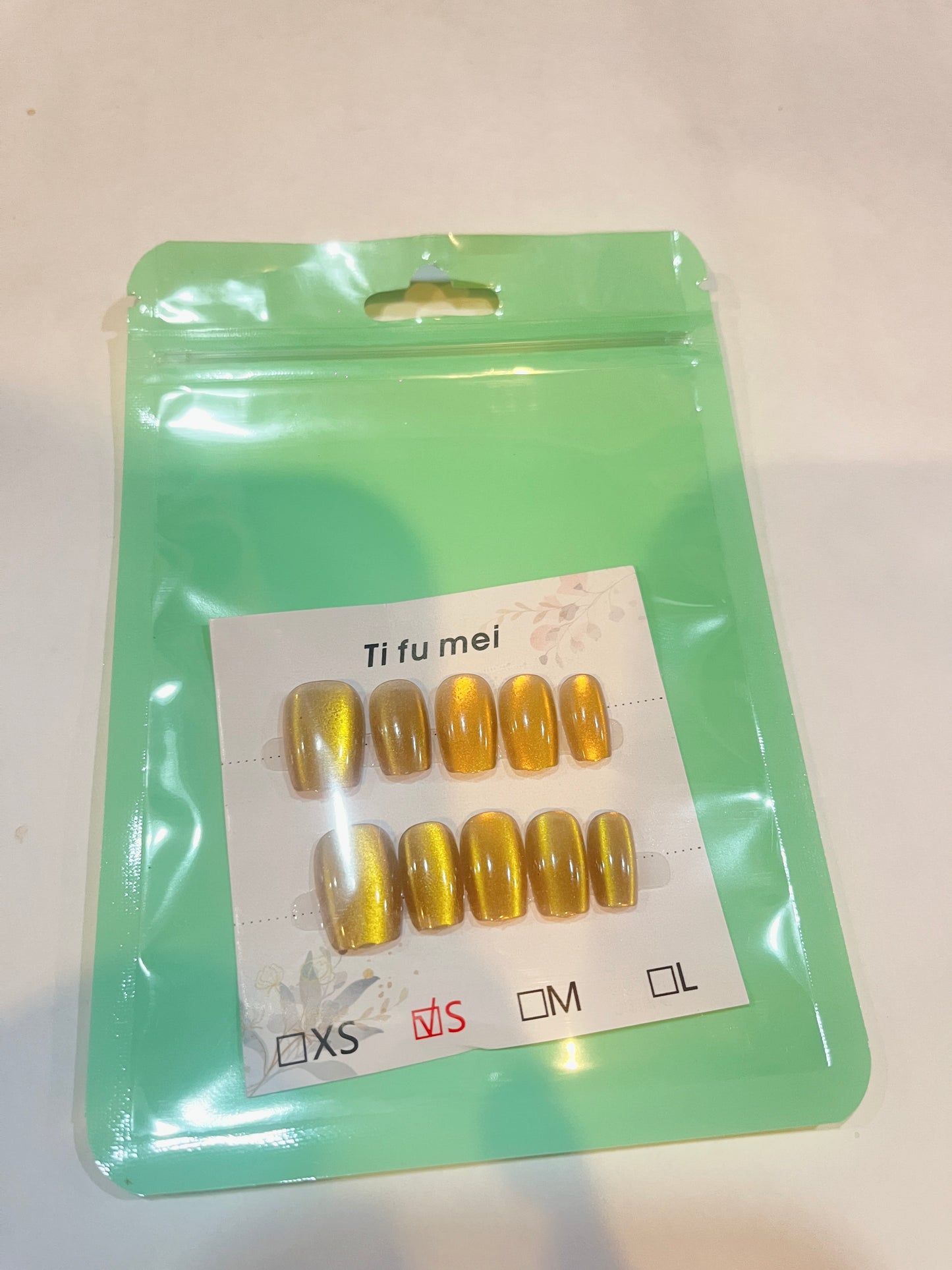 Golden Mirror Shine Press-On Nails – Short Oval (S Size)