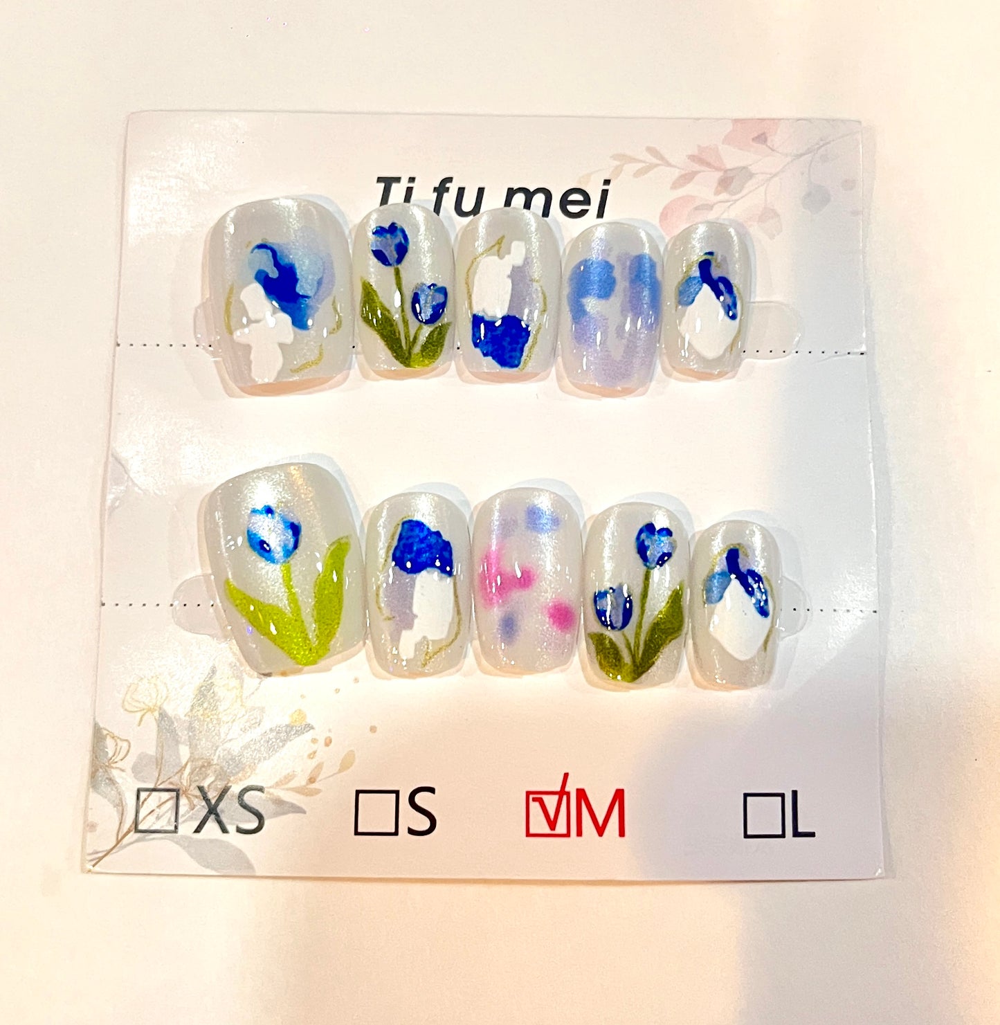 Blue Blossom Press-On Nails – Watercolor Floral Design (M Size)