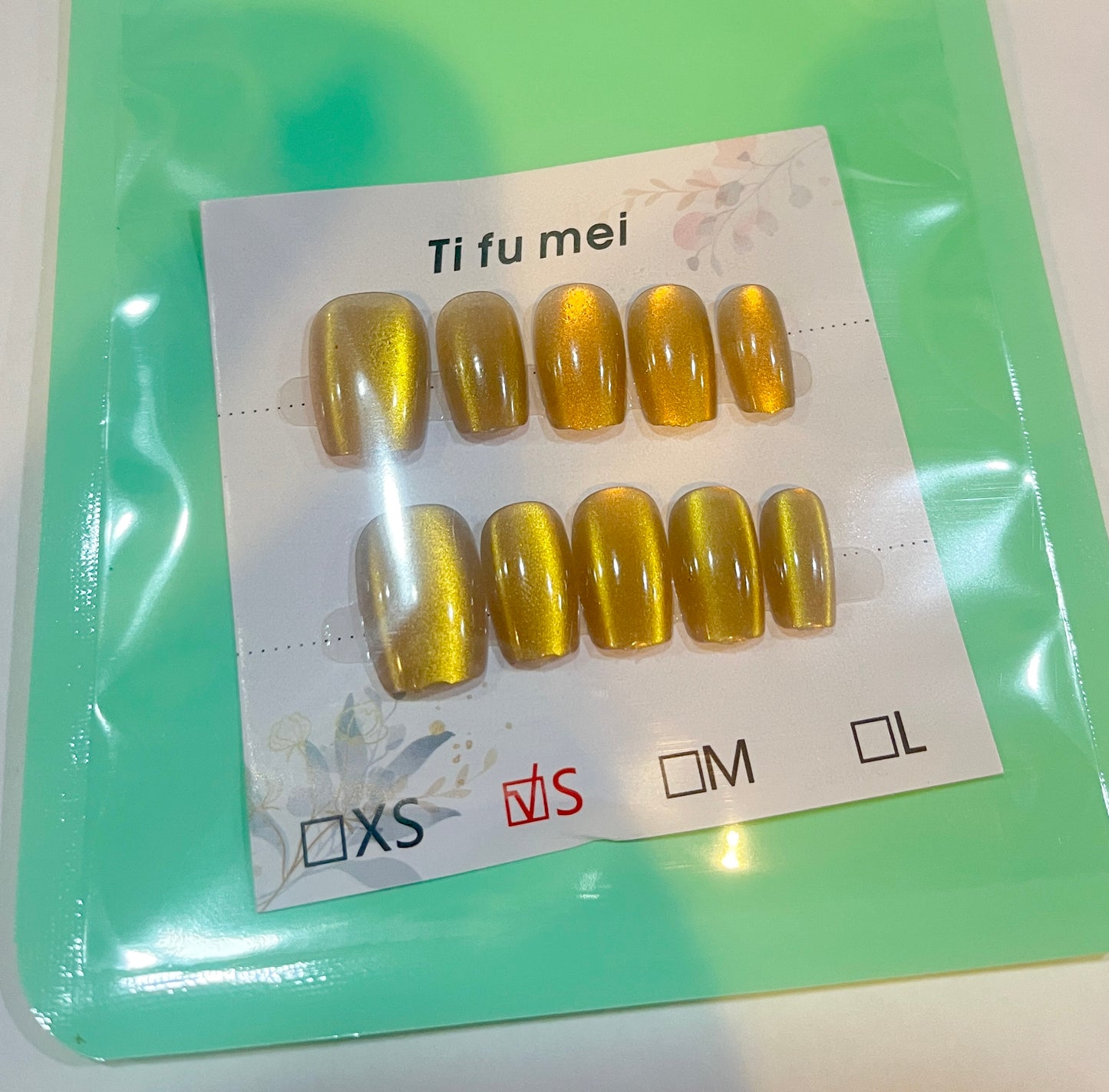Golden Mirror Shine Press-On Nails – Short Oval (S Size)