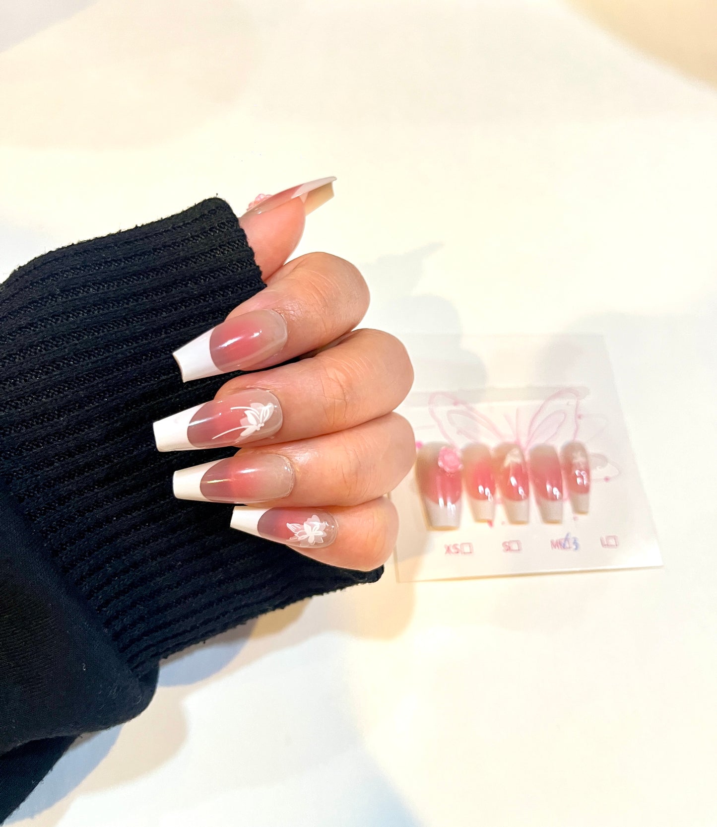 Blush Rose Gradient Press-On Nails – Nude Pink Floral Set(Med Size)