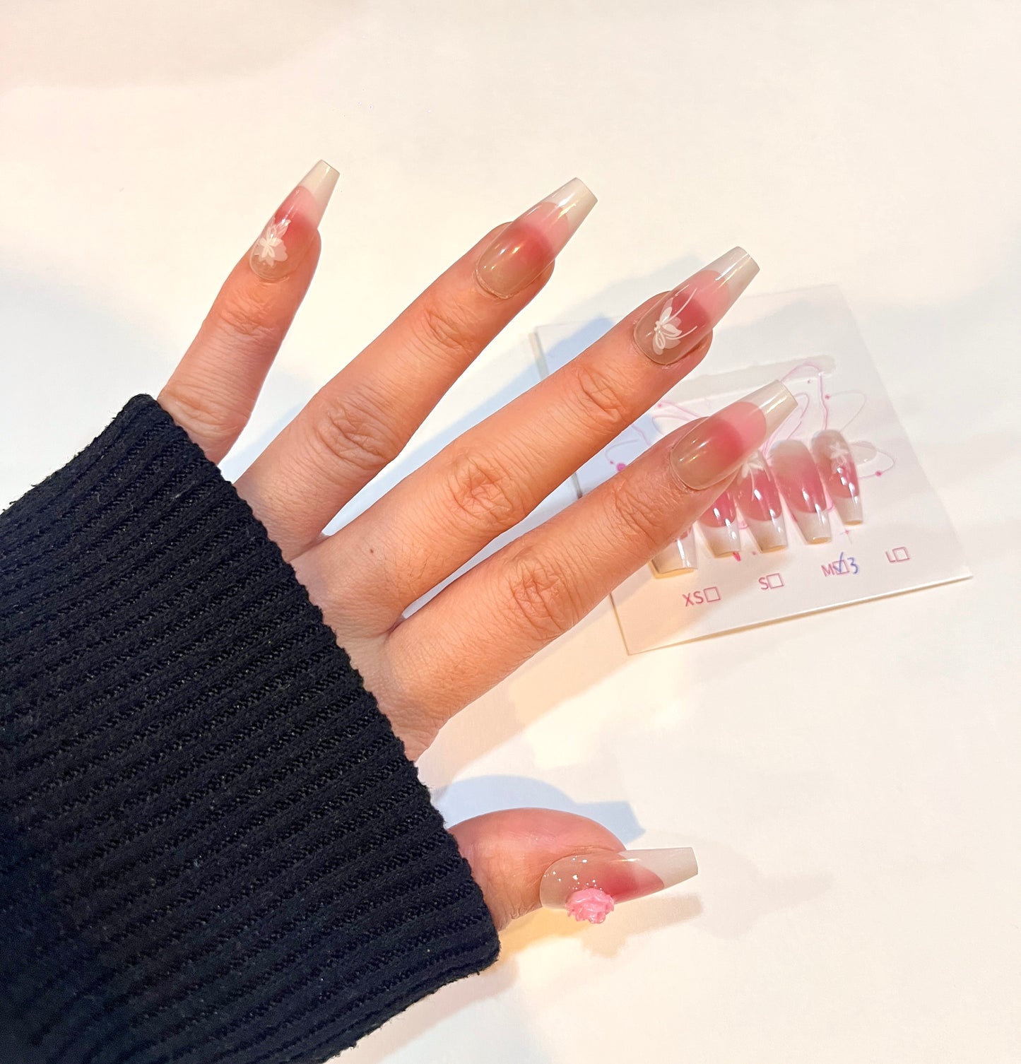 Blush Rose Gradient Press-On Nails – Nude Pink Floral Set(Med Size)