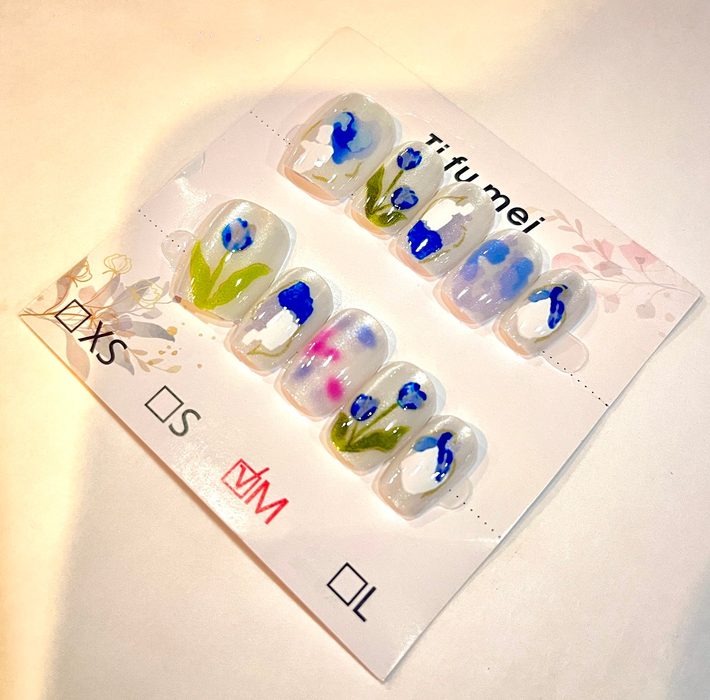 Blue Blossom Press-On Nails – Watercolor Floral Design (M Size)