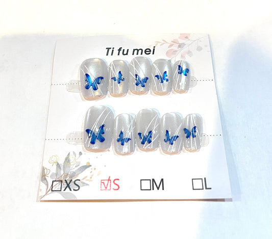 Icy Blue Butterfly Press-on Nails -Short Small size